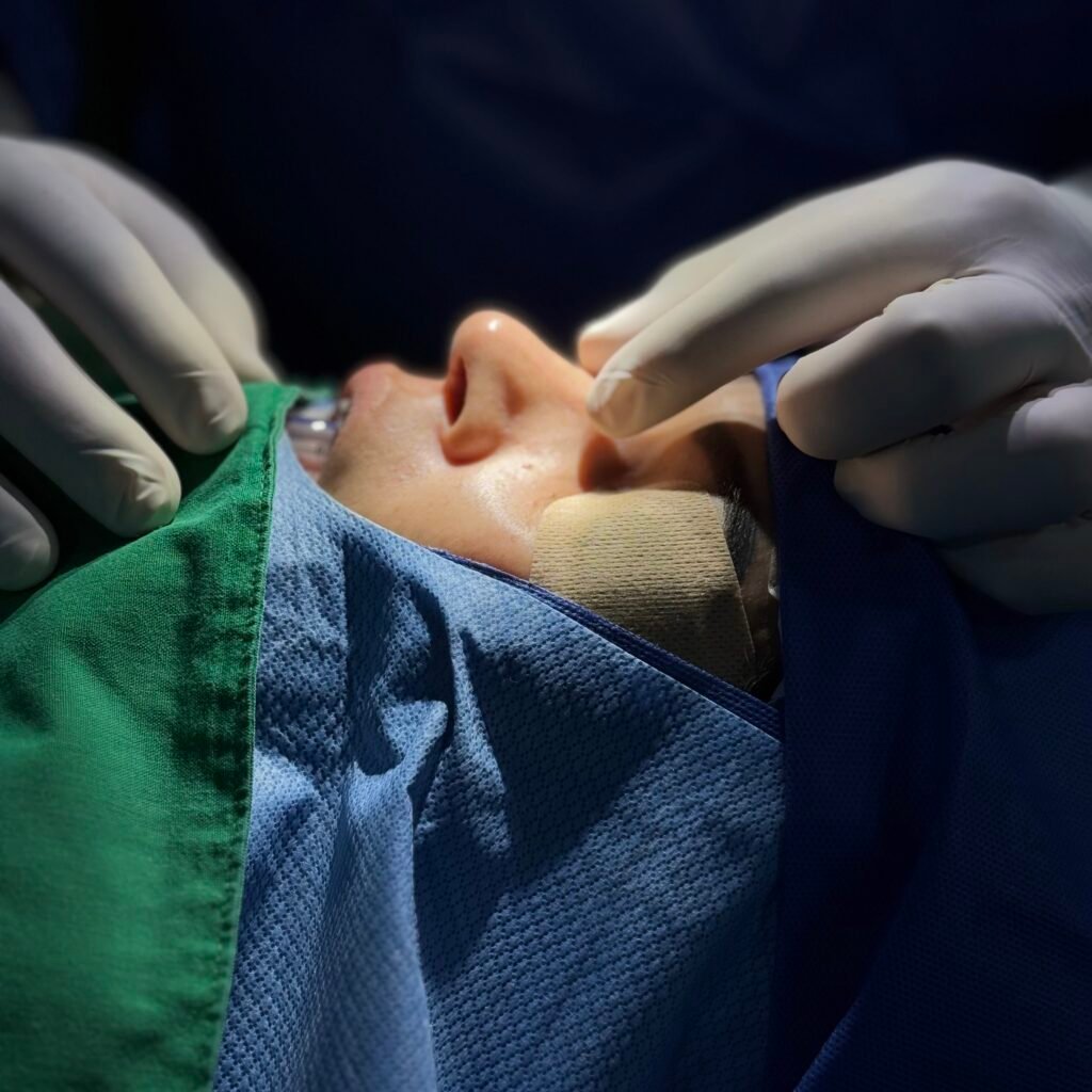 Cirugía para ronquidos y apnea del sueño - Dr. Roy Acosta